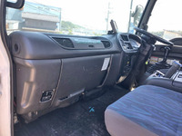 いすゞフォワードダンプ・クレーン付中型（4t）[写真27]