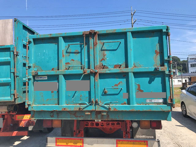 いすゞフォワードダンプ・クレーン付中型（4t）[写真09]