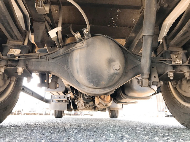 いすゞエルフ平ボディ小型（2t・3t）[写真21]