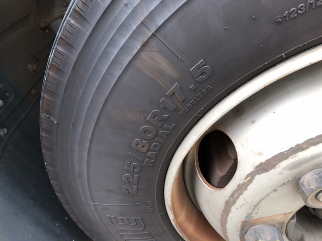 いすゞエルフアルミバン小型（2t・3t）[写真20]