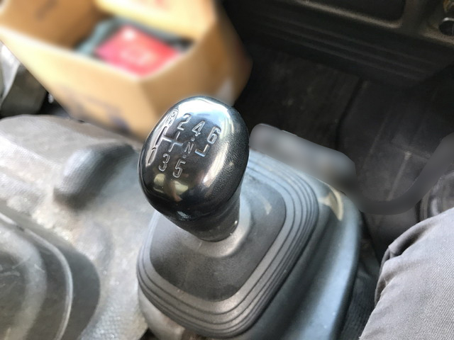 いすゞエルフアルミバン小型（2t・3t）[写真33]