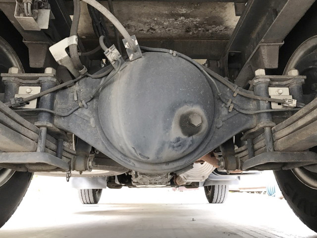 いすゞエルフ冷凍車（冷蔵車）小型（2t・3t）[写真22]