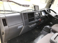 いすゞエルフ冷凍車（冷蔵車）小型（2t・3t）[写真33]