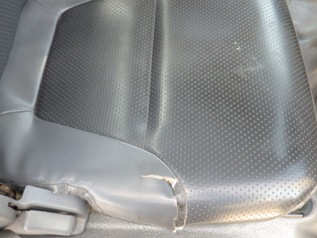 いすゞエルフ冷凍車（冷蔵車）小型（2t・3t）[写真19]