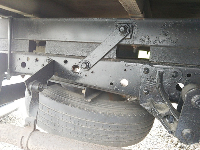 いすゞエルフクレーン3段小型（2t・3t）[写真13]