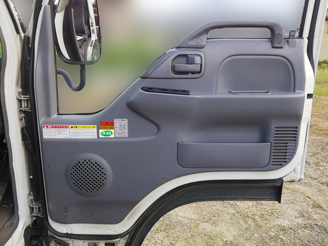 いすゞエルフクレーン3段小型（2t・3t）[写真20]