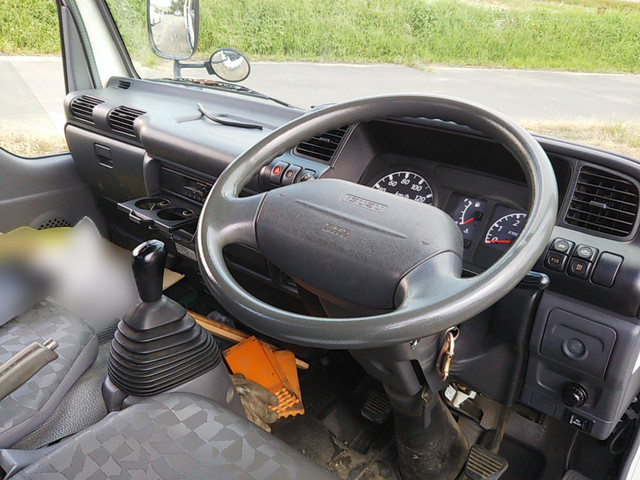 いすゞエルフクレーン3段小型（2t・3t）[写真21]