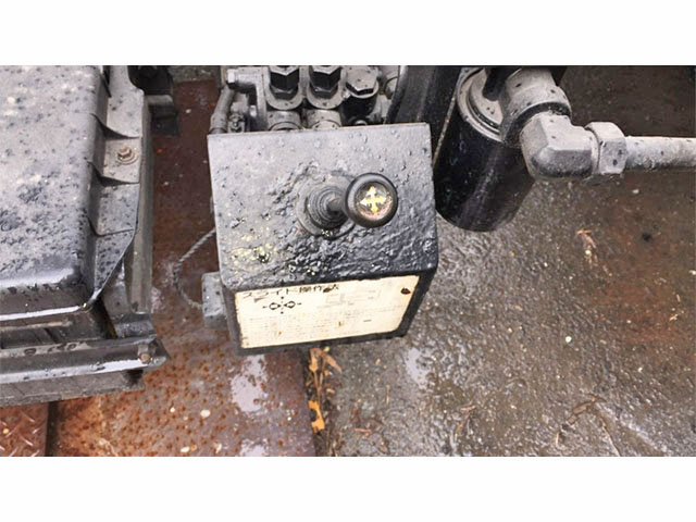 三菱ふそうキャンターローダーダンプ小型（2t・3t）[写真11]