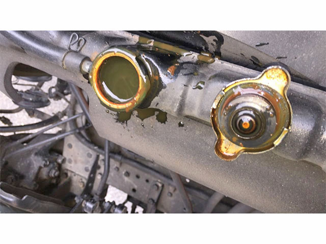 三菱ふそうキャンターローダーダンプ小型（2t・3t）[写真13]