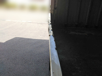 日産アトラス幌ウイング小型（2t・3t）[写真15]