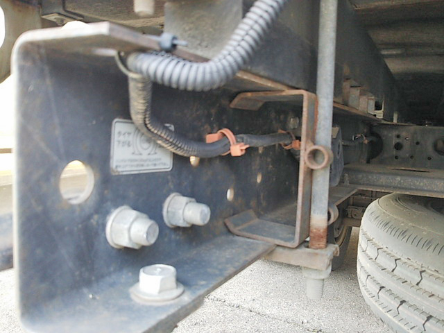 日産アトラス幌ウイング小型（2t・3t）[写真20]