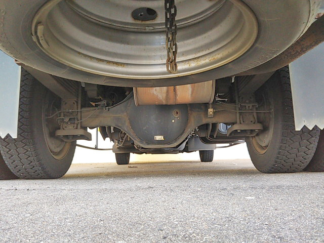 日産アトラス幌ウイング小型（2t・3t）[写真22]