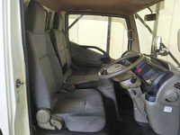 日産アトラス幌ウイング小型（2t・3t）[写真29]