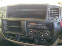 日産アトラス幌ウイング小型（2t・3t）[写真37]