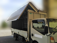 日産アトラス幌ウイング小型（2t・3t）[写真05]