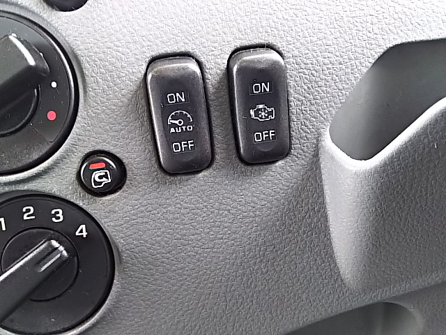 三菱ふそうファイター平ボディ中型（4t）[写真20]