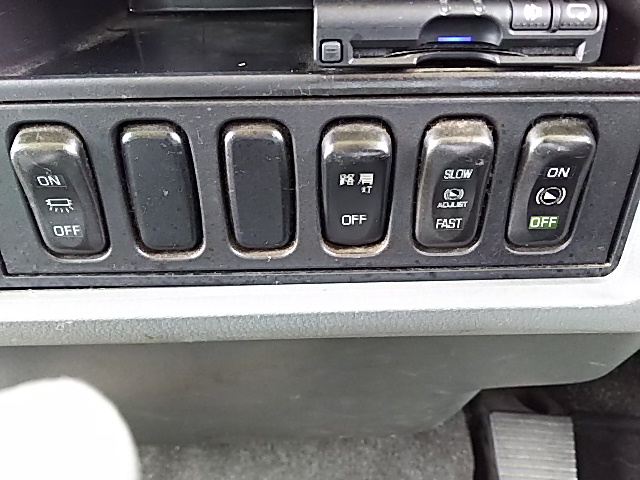 三菱ふそうファイター平ボディ中型（4t）[写真25]