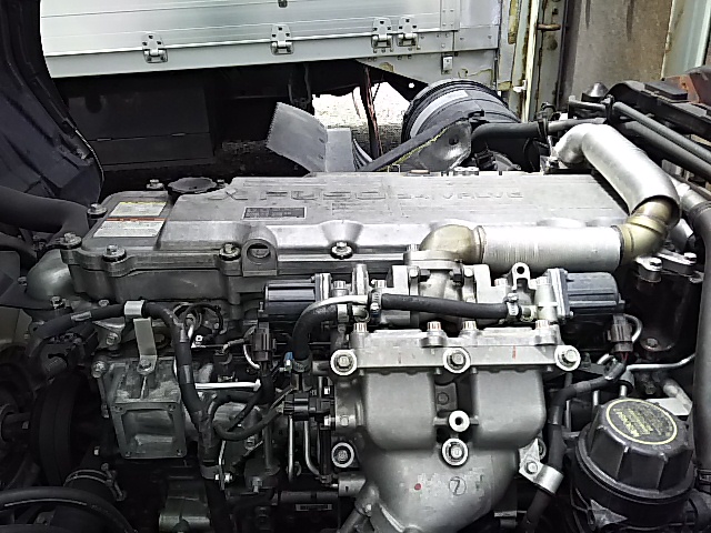 三菱ふそうファイター平ボディ中型（4t）[写真28]