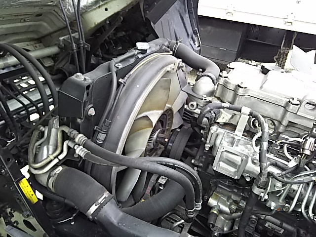 三菱ふそうファイター平ボディ中型（4t）[写真29]