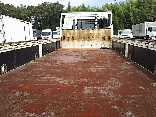 三菱ふそうファイター平ボディ中型（4t）[写真05]