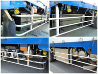 日野プロフィアユニック4段大型（10t）[写真21]