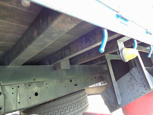 日野プロフィアユニック4段大型（10t）[写真23]