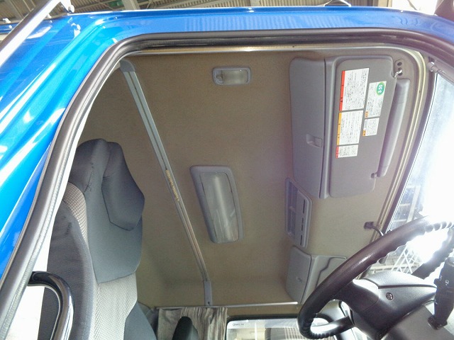 日野プロフィアユニック4段大型（10t）[写真36]