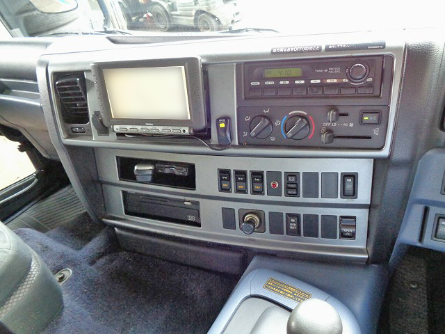 日野プロフィアユニック4段大型（10t）[写真39]