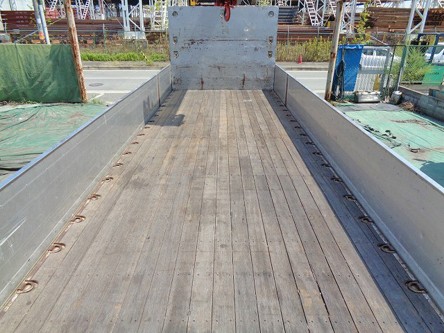 日野プロフィアユニック4段大型（10t）[写真09]