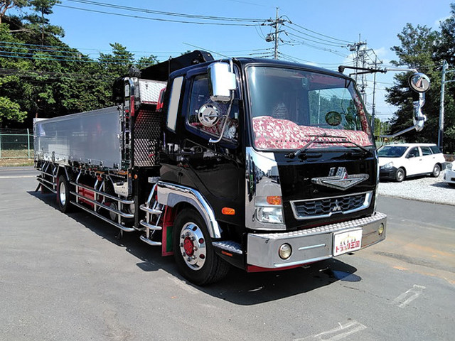 三菱ふそうファイターユニック5段増トン（6t・8t）[写真03]
