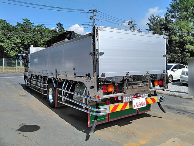 三菱ふそうファイターユニック5段増トン（6t・8t）[写真04]