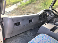 日野レンジャーユニック4段増トン（6t・8t）[写真31]