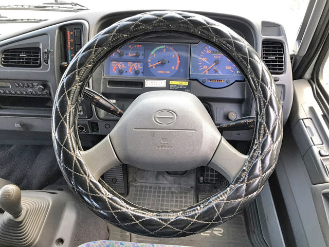 日野レンジャーユニック4段増トン（6t・8t）[写真37]