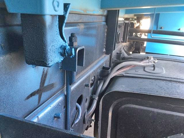 日野レンジャー深ダンプ（土砂禁ダンプ）中型（4t）[写真13]