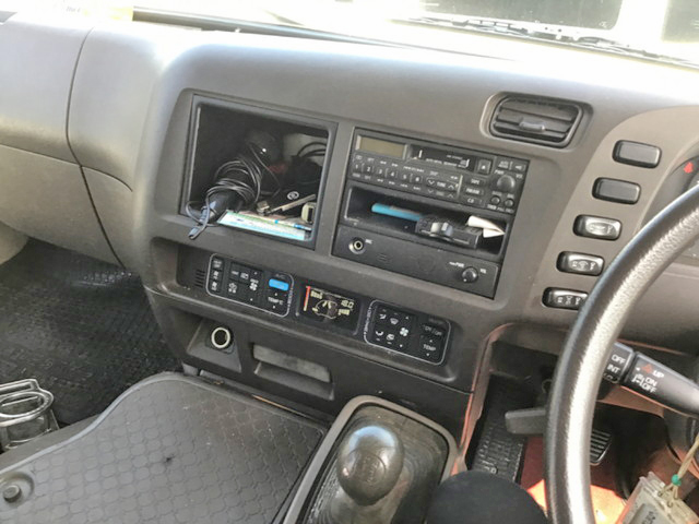 三菱ふそうローザマイクロバス[写真21]