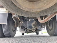 いすゞエルフ平ボディ小型（2t・3t）[写真13]