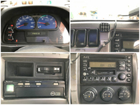 UDトラックスクオンダンプ大型（10t）[写真35]