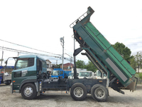 UDトラックスクオンダンプ大型（10t）[写真04]