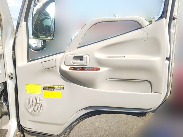 トヨタダイナセーフティクレーン4段小型（2t・3t）[写真31]