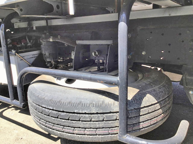 日野デュトロタンク車（タンクローリー）小型（2t・3t）[写真19]