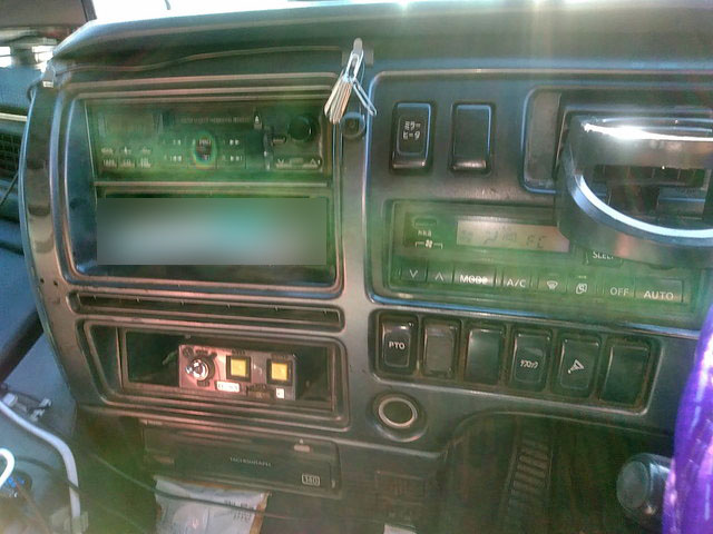 UDトラックスビッグサムダンプ大型（10t）[写真30]