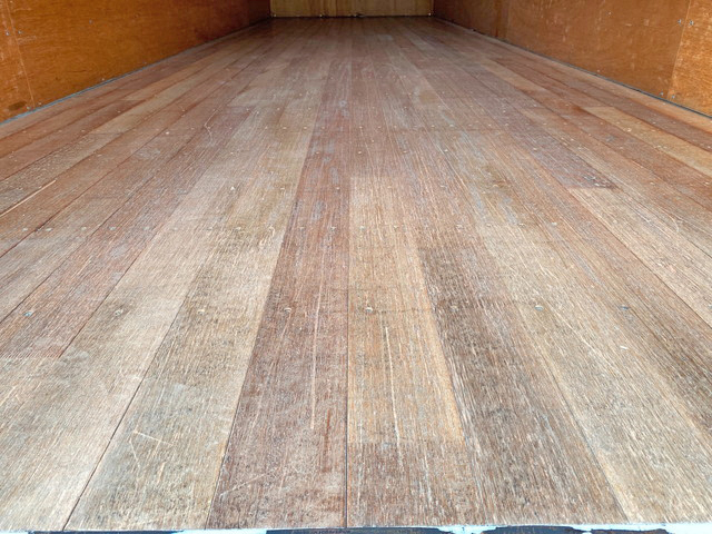 日野レンジャーアルミバン中型（4t）[写真14]