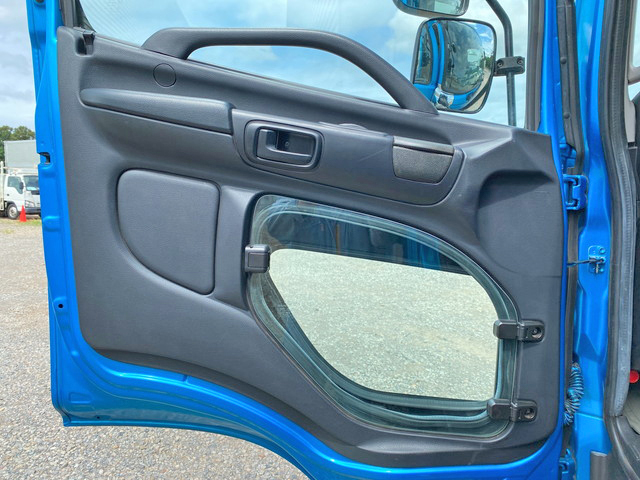 日野レンジャーアルミバン中型（4t）[写真27]