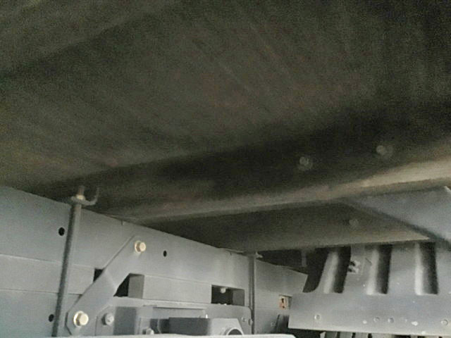 三菱ふそうキャンター平ボディ小型（2t・3t）[写真16]