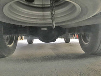 三菱ふそうキャンター平ボディ小型（2t・3t）[写真21]