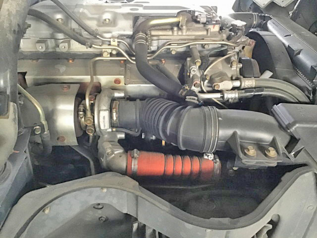 三菱ふそうキャンター平ボディ小型（2t・3t）[写真23]