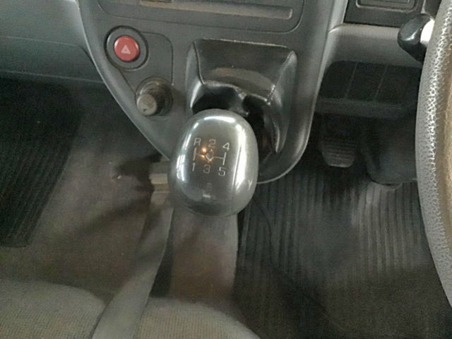 三菱ふそうキャンター平ボディ小型（2t・3t）[写真31]