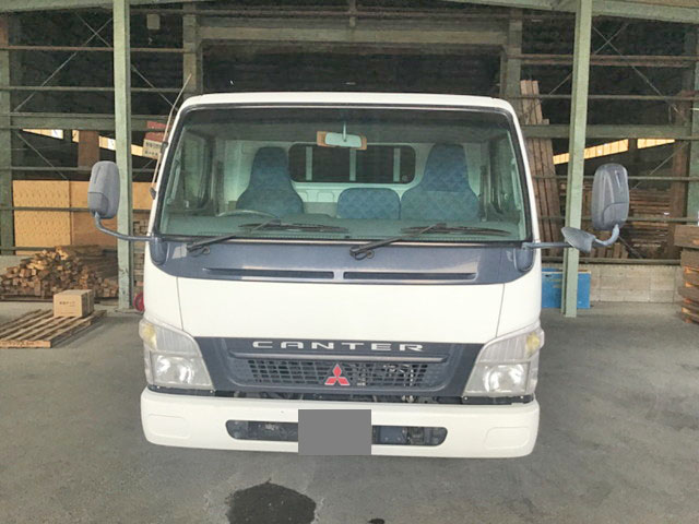 三菱ふそうキャンター平ボディ小型（2t・3t）[写真05]