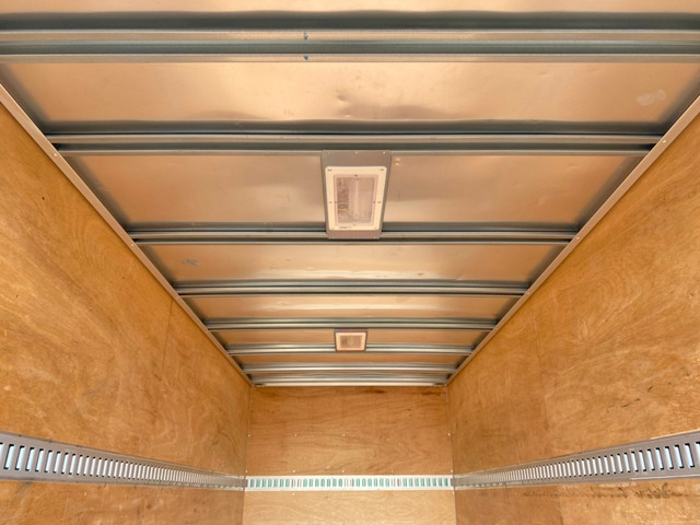 日野デュトロアルミバン小型（2t・3t）[写真14]