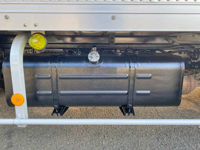 日野デュトロアルミバン小型（2t・3t）[写真25]